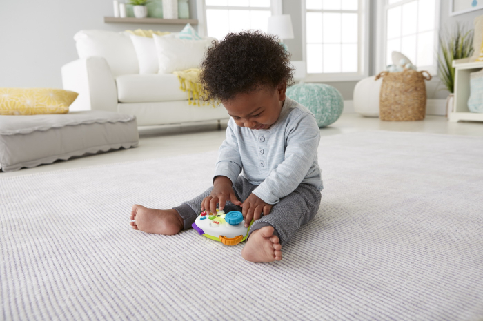 FISHER PRICE CONTROLLER INTERACTIV IN LIMBA ROMANA [5]