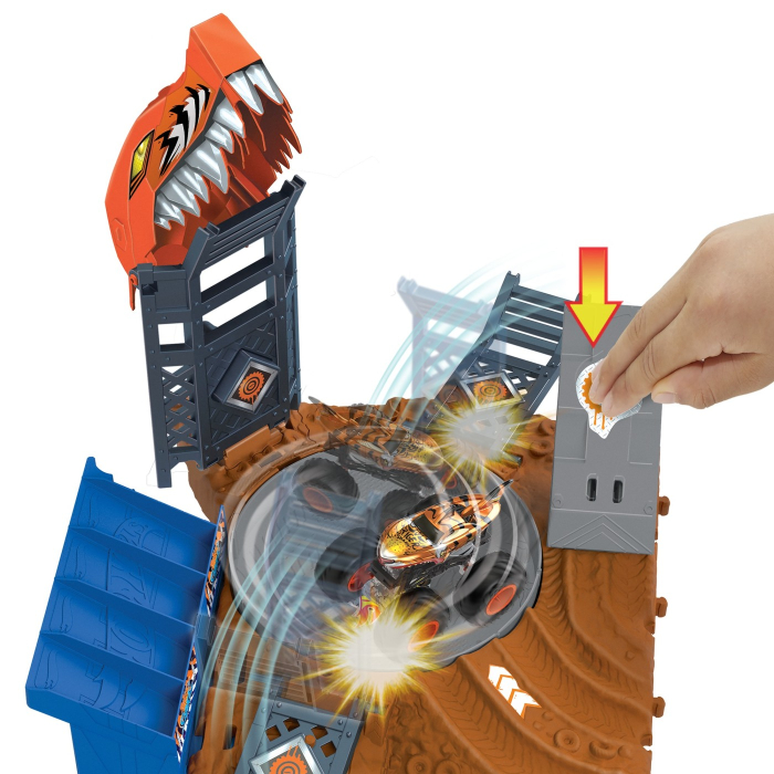 HOT WHEELS MONSTER TRUCK ARENA SMASHERS PROVOCAREA SPIN-OUT [2]