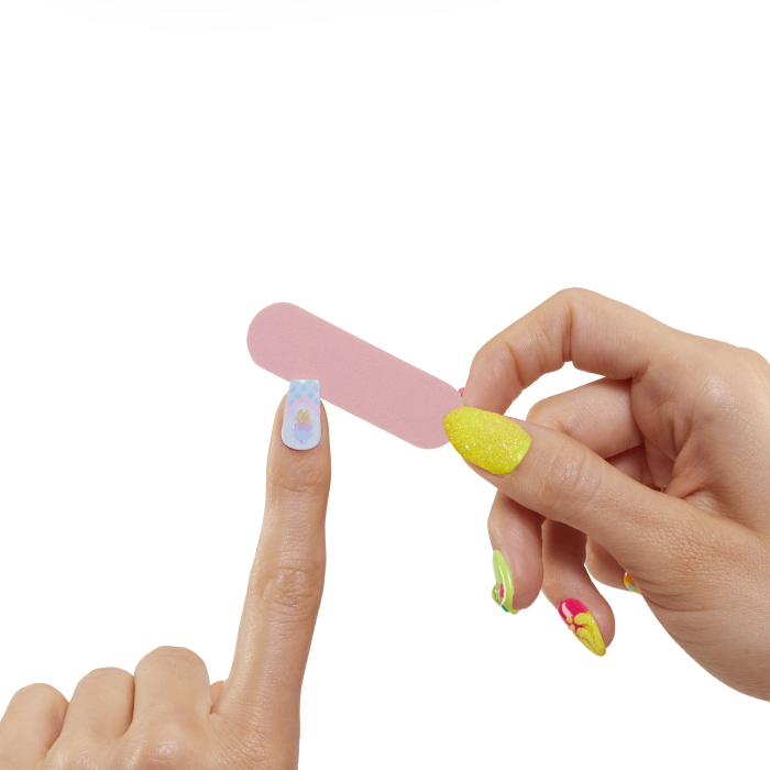 L.O.L. SURPRISE! OMG SWEET NAILS CANDYLICIOUS SPRINKLES SHOP SET PAPUSA CU ACCESORII [8]