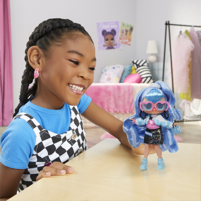 L.O.L. SURPRISE! TWEENS PAPUSA FASHIONISTA ELLIE FLY CU SURPRIZE [3]