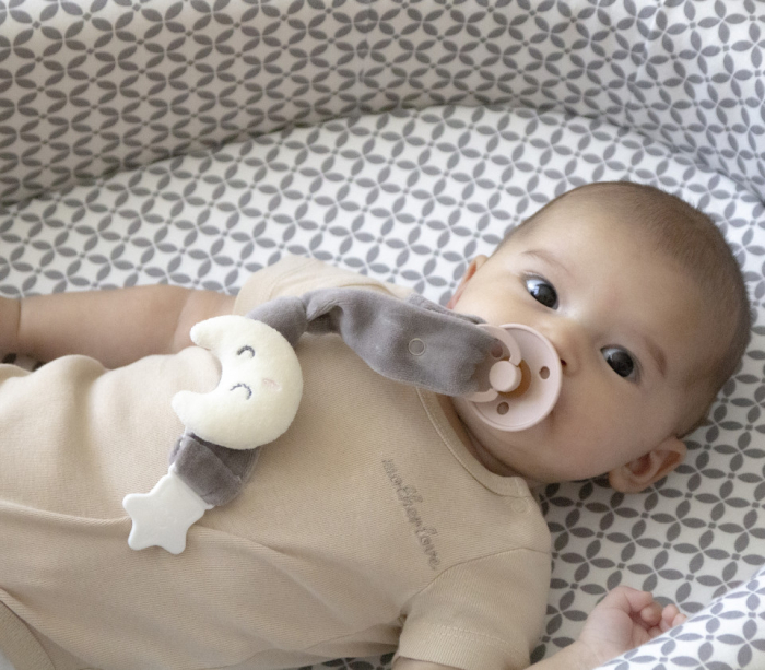Lant pentru suzeta din material textil cu steluta BabyJem (Culoare: Gri) [2]