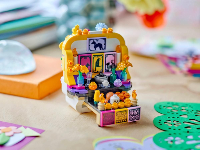 LEGO ALTAR DE ZIUA MORTILOR 40811 [3]