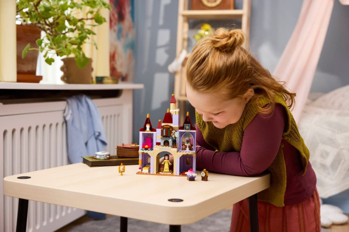 LEGO DISNEY PRINCESS CASTELUL FERMECAT AL LUI BELLE SI AL BESTIEI 43289 [8]