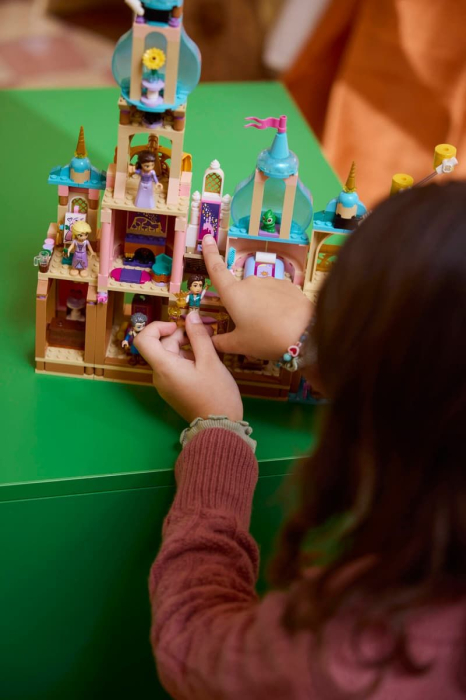 LEGO DISNEY PRINCESS CASTELUL LUI RAPUNZEL 43297 [7]