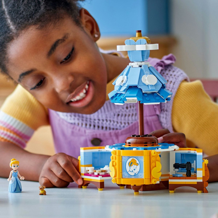 LEGO DISNEY PRINCESS ROCHIA CENURESEI 43266 [3]