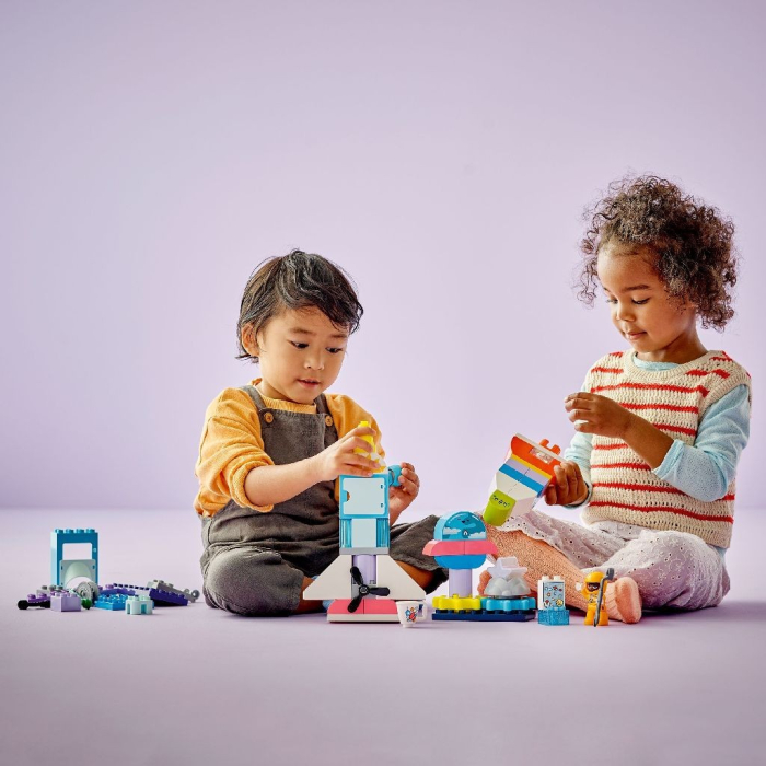 LEGO DUPLO AVENTURA CU NAVETA SPATIALA​ 3 IN 1 10422 [3]