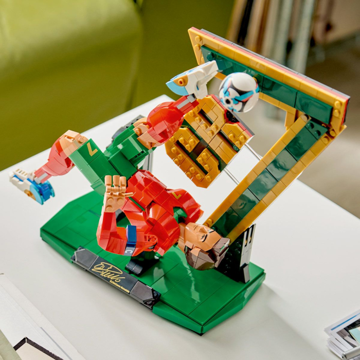 LEGO EDITIONS CRISTIANO RONALDO LEGENDA A FOTBALULUI 43016 [6]
