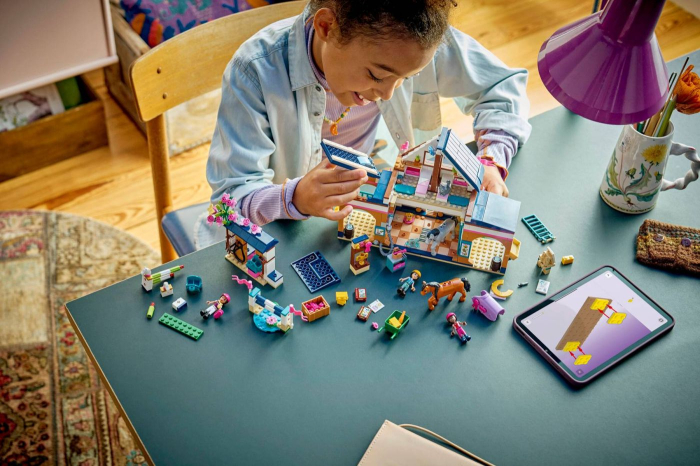 LEGO FRIENDS GRAJD DE CAI SI ACADEMIE DE ECHITATIE 42688 [3]
