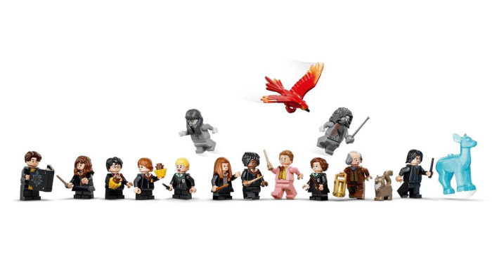 LEGO HARRY POTTER CASTELUL HOGWARTS ARIPA DE EST 76473 [9]