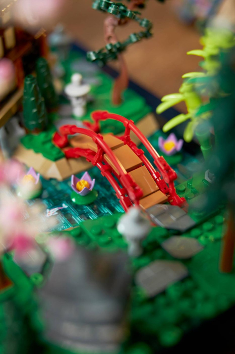 LEGO ICONS GRADINA SERENA 10315 [6]