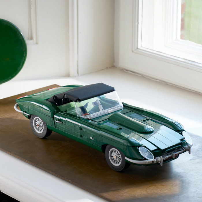 LEGO ICONS JAGUAR E TYPE 11381 [9]