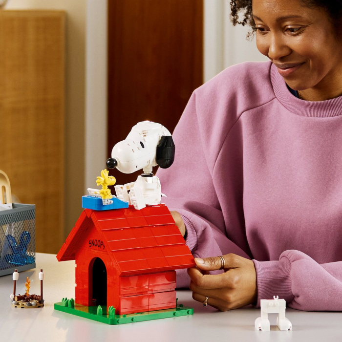 LEGO IDEAS PEANUTS CASUTA LUI SNOOPY 21368 [4]