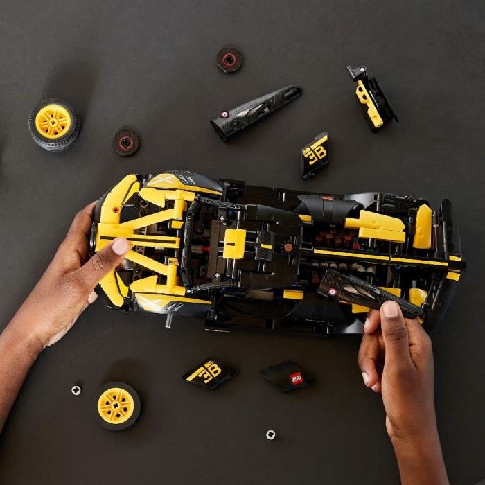 LEGO TECHNIC BOLID BUGATTI 42151 [4]