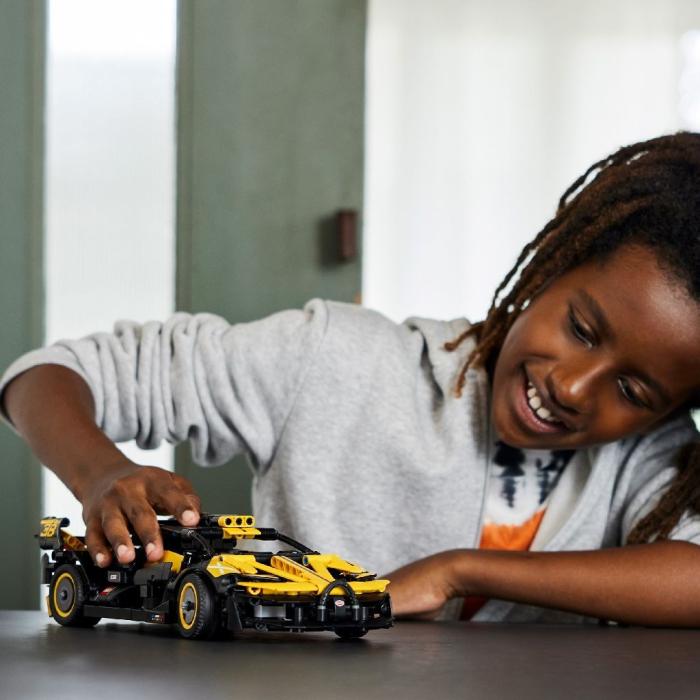 LEGO TECHNIC BOLID BUGATTI 42151 [3]