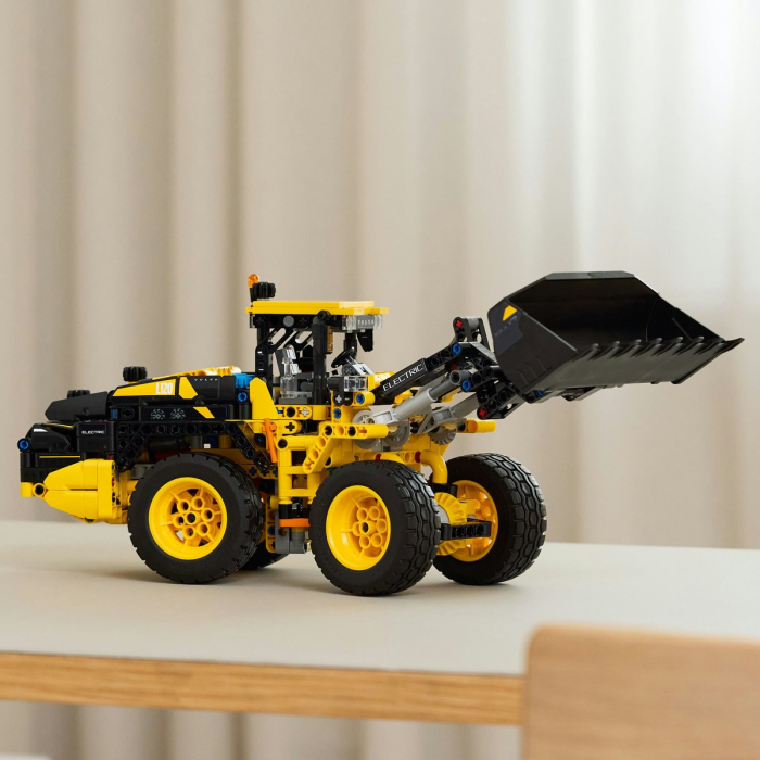 LEGO TECHNIC INCARCATOR FRONTAL VOLVO L120 ELECTRIC 42209 [5]