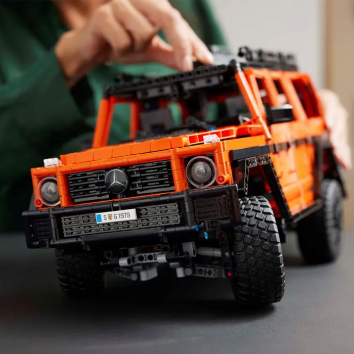 LEGO TECHNIC MERCEDES BENZ G 500 PROFESSIONAL LINE 42177 [9]