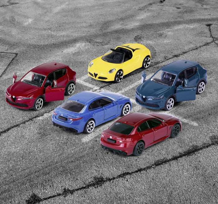 MAJORETTE MASINUTE METALICE SET 5 MASINI ALFA ROMEO [3]