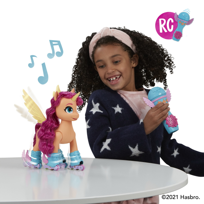 MY LITTLE PONY CANTA SI PATINEAZA CU SUNNY [5]