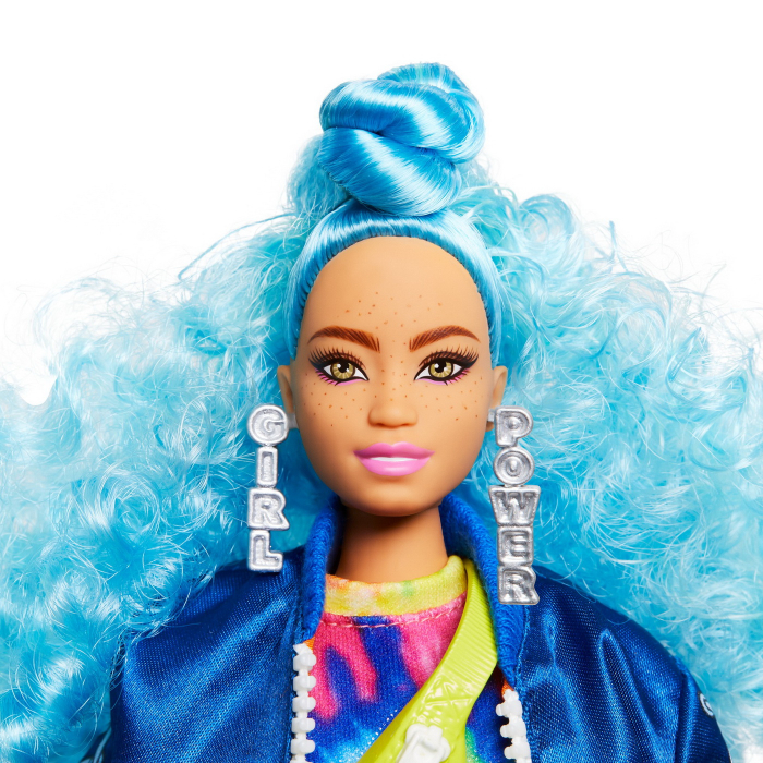 PAPUSA BARBIE EXTRA STYLE PAR ALBASTRU CARLIONTAT [7]