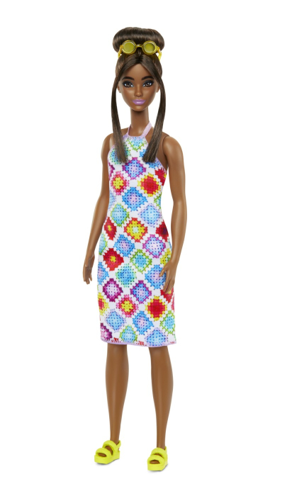 PAPUSA BARBIE FASHIONISTA SATENA CU OCHELARI DE SOARE GALBENI [3]