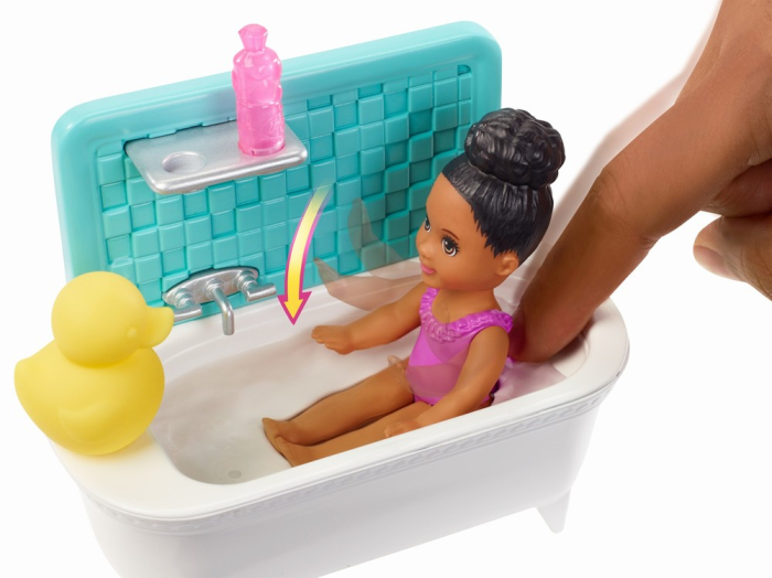 PAPUSA BARBIE MAMICA BRUNETA CU BEBELUS [8]