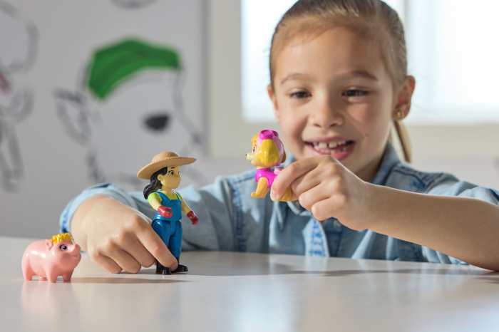 PATRULA CATELUSILOR SET FIGURINE EROI DE SALVARE SKYE SI FARMER YUMI [4]