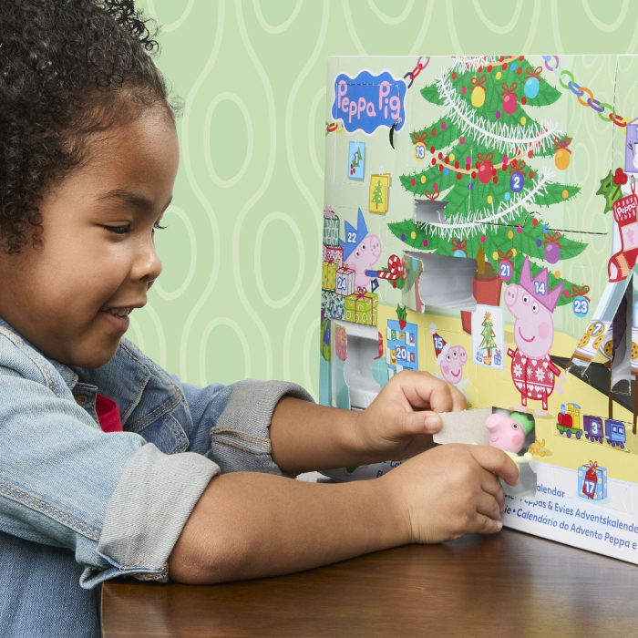 PEPPA PIG CALENDARUL DE ADVENT AL LUI PEPPA SI EVIE [9]