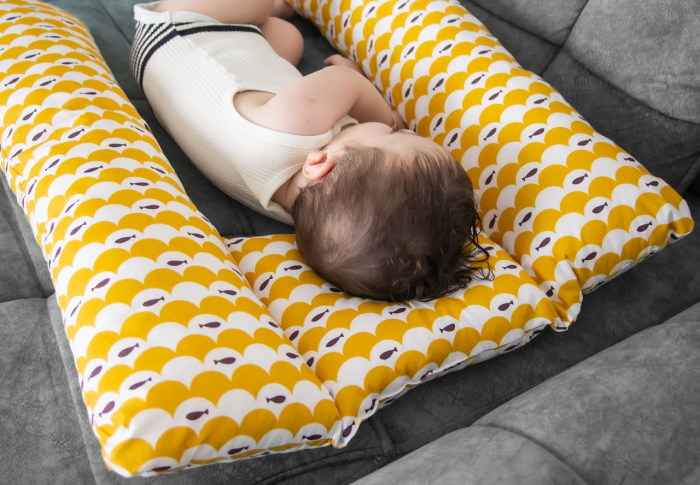 Perna 3 in 1 : babynest, pentru gravide si pentru alaptare in forma de U BabyJem (Culoare: Roz) [10]