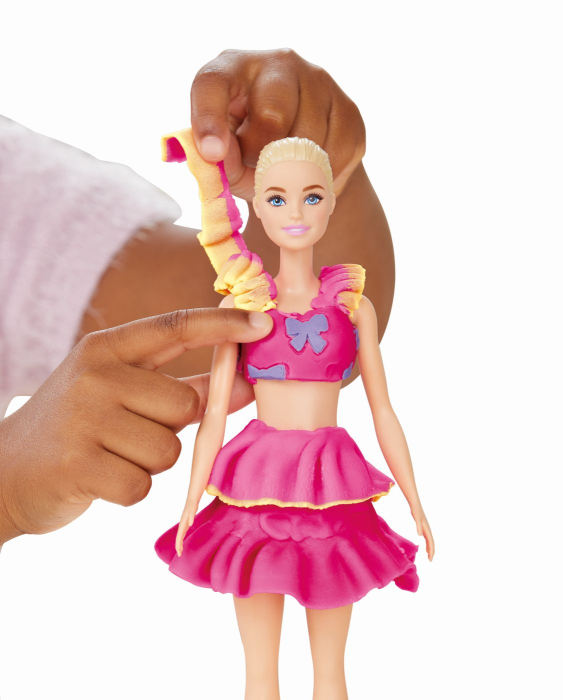 PLAY DOH BARBIE SET PREZENTARE DE MODA A DESIGNERILOR [11]