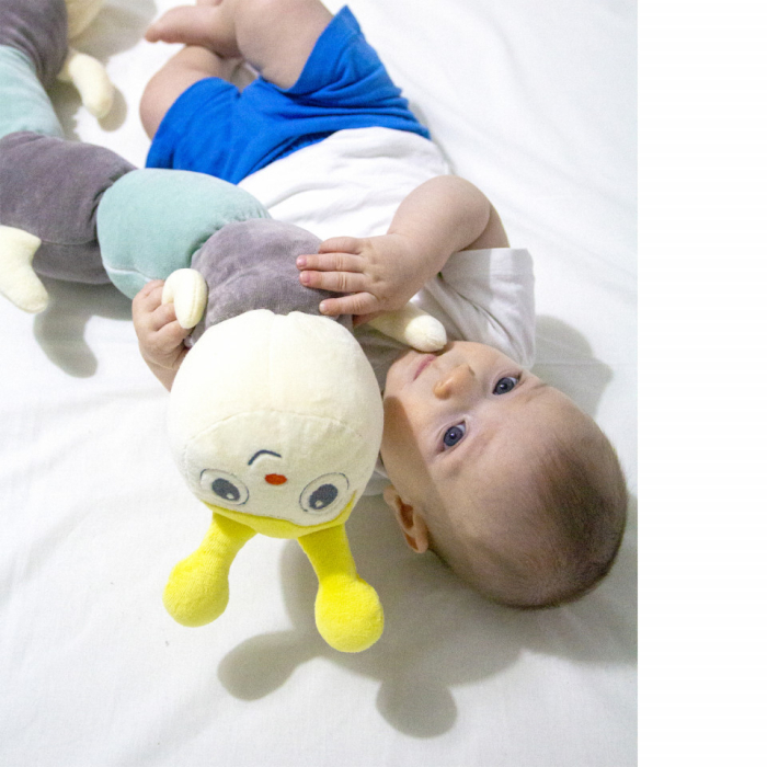 Protectie laterala multifunctionala cu jucarii din plus BabyJem Caterpilar (Culoare: Roz) [10]