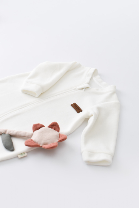 Salopeta cu maneca lunga si fermoar din 80%bumbac organic si 20% poliester - Ecru, BabyCosy [2]