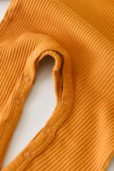 Salopeta cu maneca lunga si pantaloni lungi din bumbac organic si modal - Mustar BabyCosy [2]