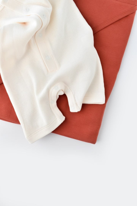 Salopeta cu pantaloni scurti - 100% bumbac organic - Ecru, BabyCosy [10]