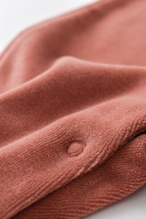 Salopeta Ursulet cu maneca lunga si botosei din 80%bumbac organic si 20% poliester - Caramiziu, BabyCosy [6]