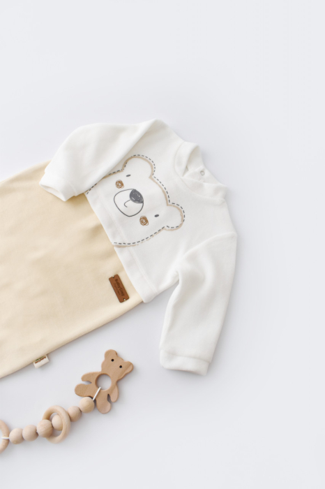 Salopeta Ursulet cu maneca lunga si botosei din 80%bumbac organic si 20% poliester - Crem, BabyCosy [2]