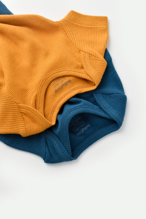 Set 2 body-uri bebe unisex din bumbac organic si modal - Bleumarin/Sofran, BabyCosy [2]