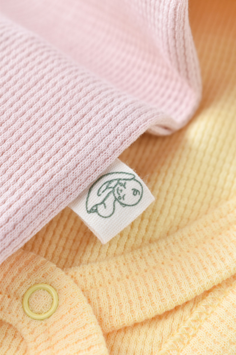Set 2 body-uri fara maneci bebe unisex -100% bumbac organic - Galben/Roz, BabyCosy [7]