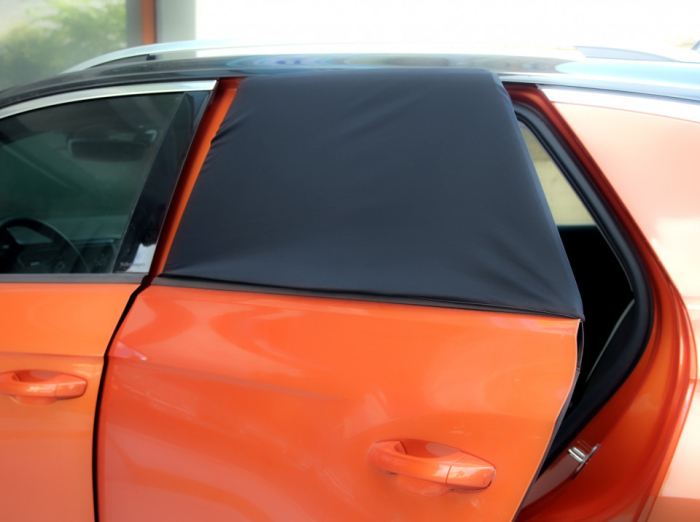 Set 2 bucati parasolar auto BabyJem Sun Shade Cover (Model: 47x107 cm) [6]