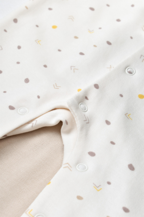 Set 2 salopetele cu maneca lunga si pantaloni lungi cu botosei - 100%bumbac organic - Ecru cu buline, BabyCosy [5]