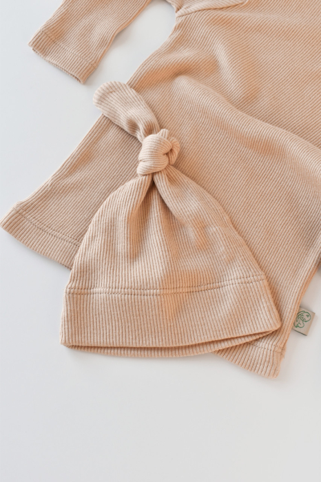 Set 3 piese: bluzita cu maneca lunga, pantaloni lungi si caciulita din bumbac organic si modal - Somon BabyCosy [6]