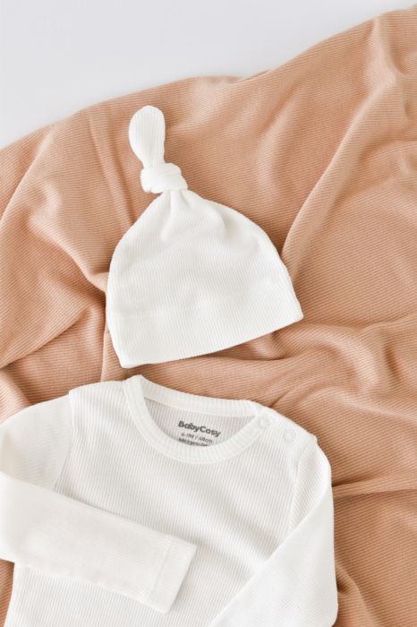 Set 3 piese: body cu maneca lunga, pantaloni lungi si caciulita din bumbac organic si modal - Ecru BabyCosy [4]