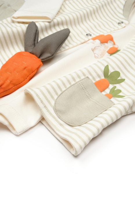 Set 3 piese: body, pantalon si vesta Rabbit, 100% bumbac organic, BabyCosy [6]