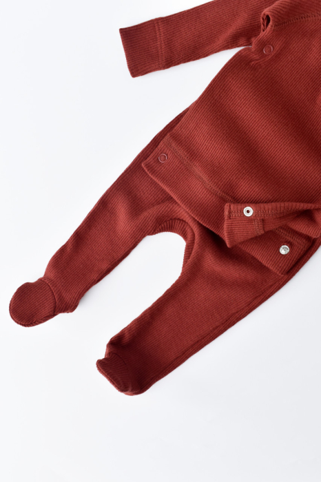 Set 4 piese: bluza, pantaloni, caciulita si manusi din bumbac organic si modal - Caramiziu, BabyCosy [3]