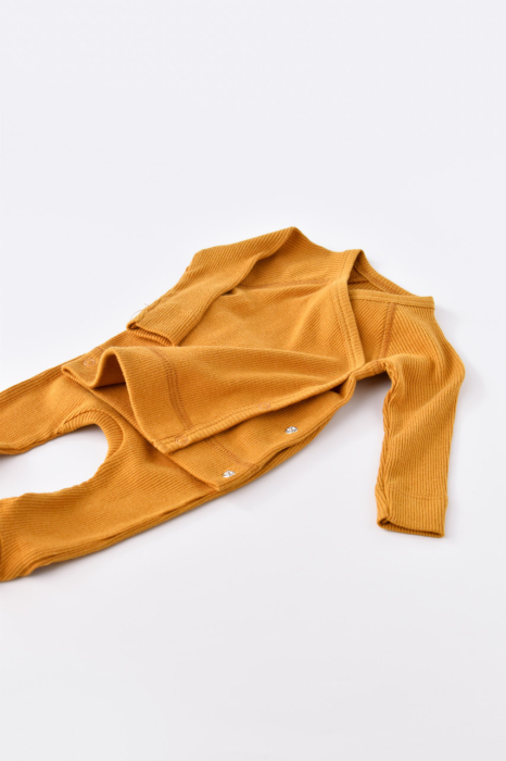 Set 4 piese: bluza, pantaloni, caciulita si manusi din bumbac organic si modal - Sofran, BabyCosy [3]