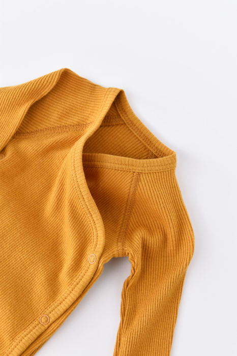 Set 4 piese: bluza, pantaloni, caciulita si manusi din bumbac organic si modal - Sofran, BabyCosy [4]