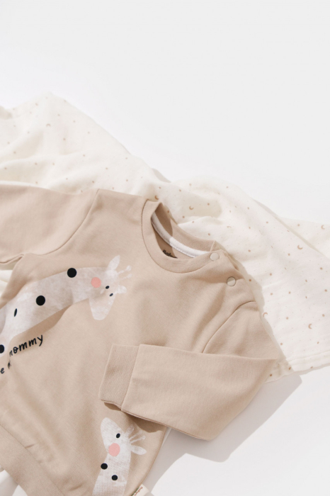 Set bluzita cu maneca lunga si pantaloni lungi cu buline Girafa, BabyCosy, 100% bumbac organic, Mink [4]