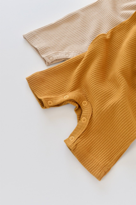 Set de 2 salopetele cu maneca scurta din bumbac organic si modal - Mustar/ Somon BabyCosy [6]
