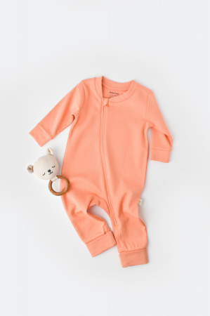 Body-uri și salopete bebeluși - Salopeta cu fermoar cu maneca lunga si pantaloni lungi - 100%bumbac organic - Roz Piersica, BabyCosy