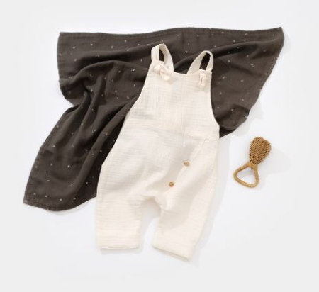 Body-uri și salopete bebeluși - Salopeta de vara cu pantaloni lungi din muselina, BabyCosy, 100%bumbac, ecru