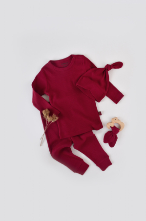 Seturi și compleuri copii - Set 3 piese: bluzita cu maneca lunga, pantaloni lungi si caciulita din bumbac organic si modal - Rosu BabyCosy